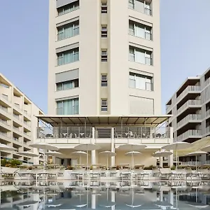 Hotel Vegas ***