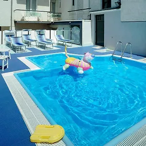 Hotel Haiti ***